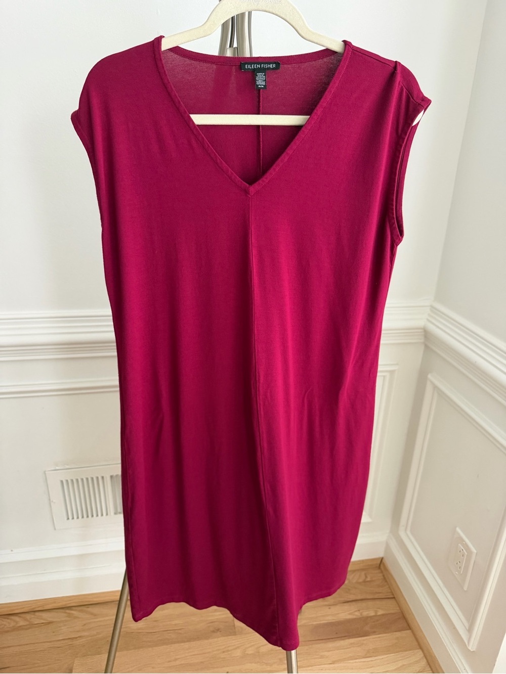 Eileen Fisher Minimalist Raspberry V-Neck Relaxed Fit Dress Medium